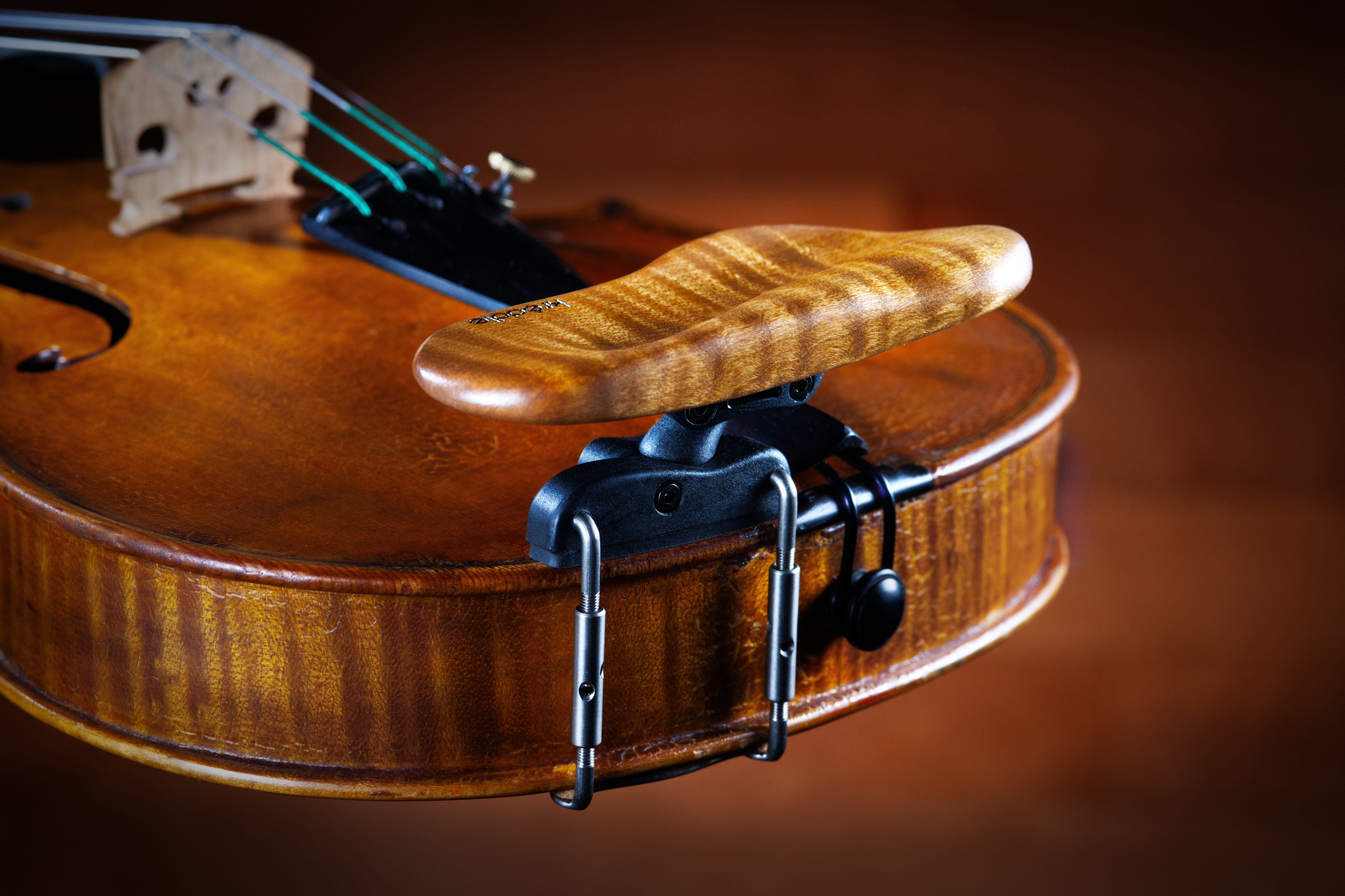 kreddle ヴァイオリン 顎当て & クッション Kréddle Adjustable Chin Rest for Violin & Viola | Shop Now – kréddle