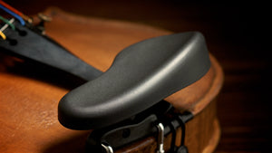 Tall chin plate for the kréddle violin chin rest.