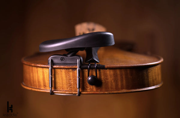 Showing side mount classic kréddle violin chin rest.